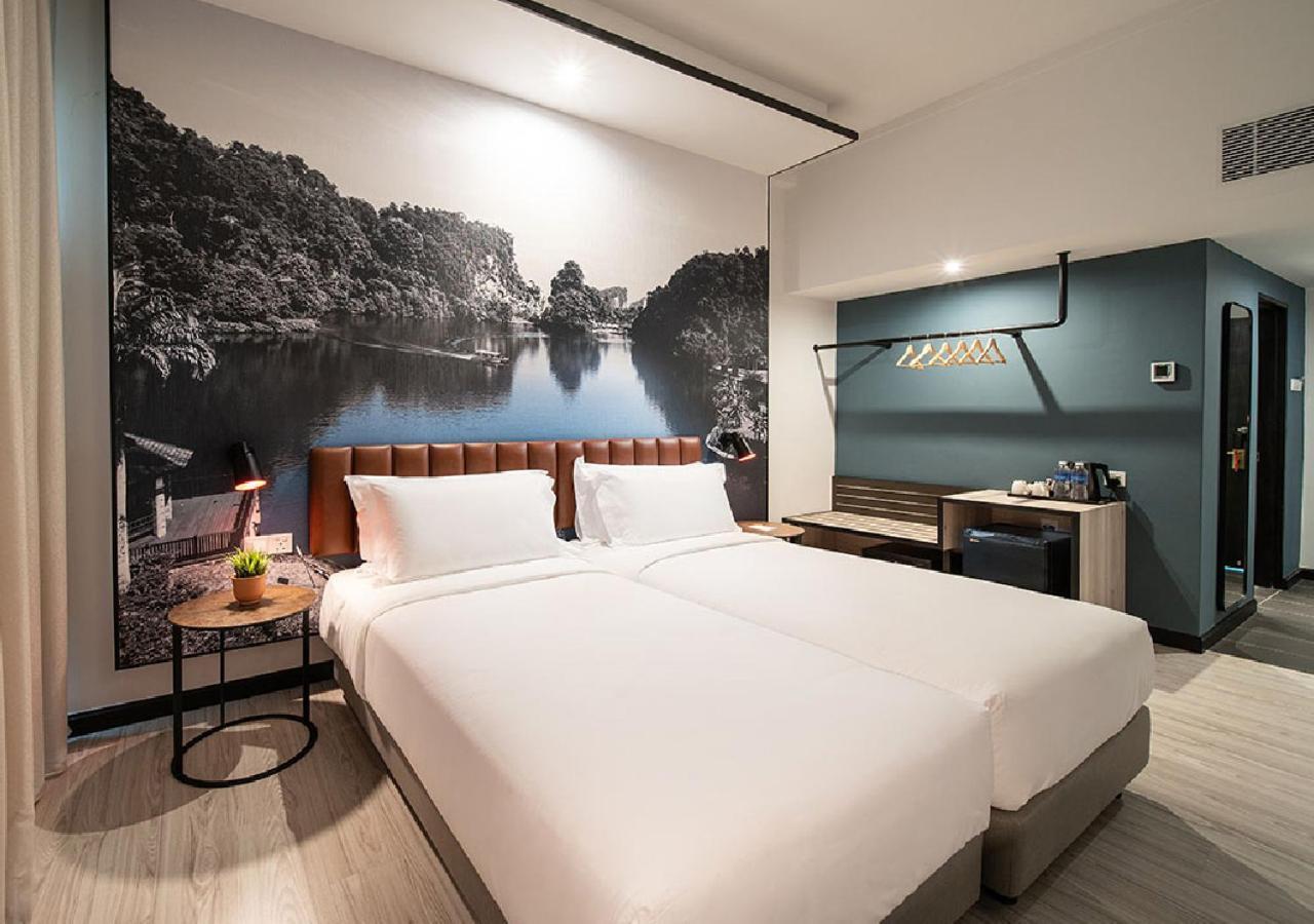 Travelodge 4*